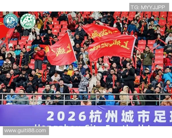 国外足球明星齐聚杭州激情对决引发球迷热潮