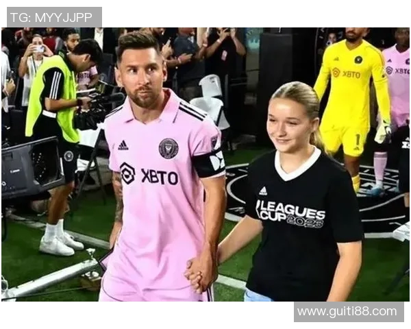 小7究竟是哪个足球明星背后的故事与成就揭秘 小7究竟是哪个足球明星背后的故事与成就揭秘