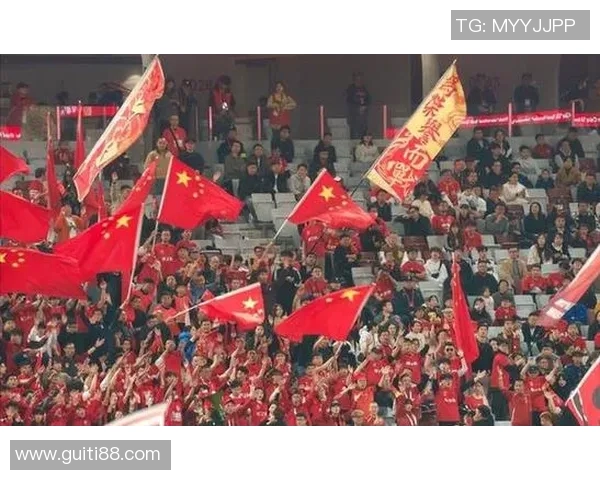 国足逆袭韩国全场沸腾球迷欢呼声震天的传奇时刻